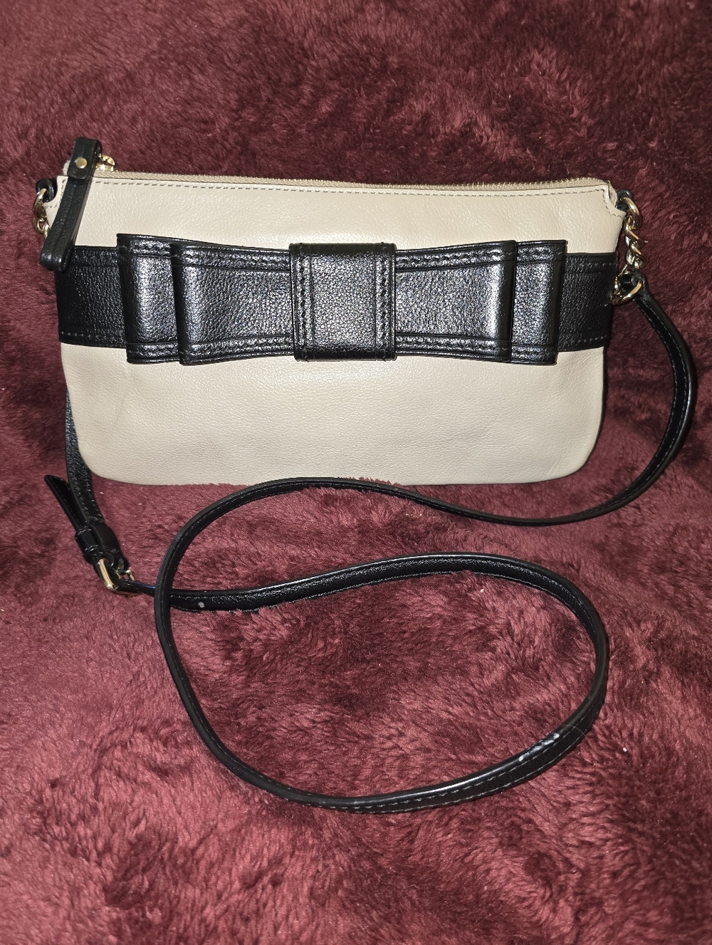 Kate Spade Cream and Black Bow Accent Crossbody Bag Euc